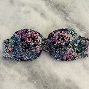 34B Victoria’s Secret swim top